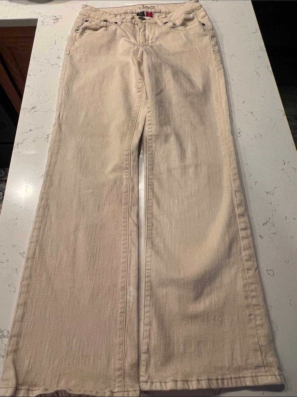 Beige Wide-Leg Women’s Jeans